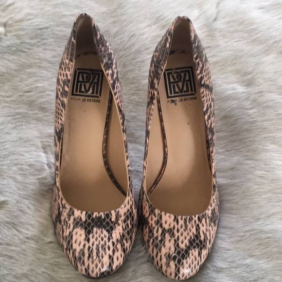 Pour La Victoire Pumps - Picture 8 of 8